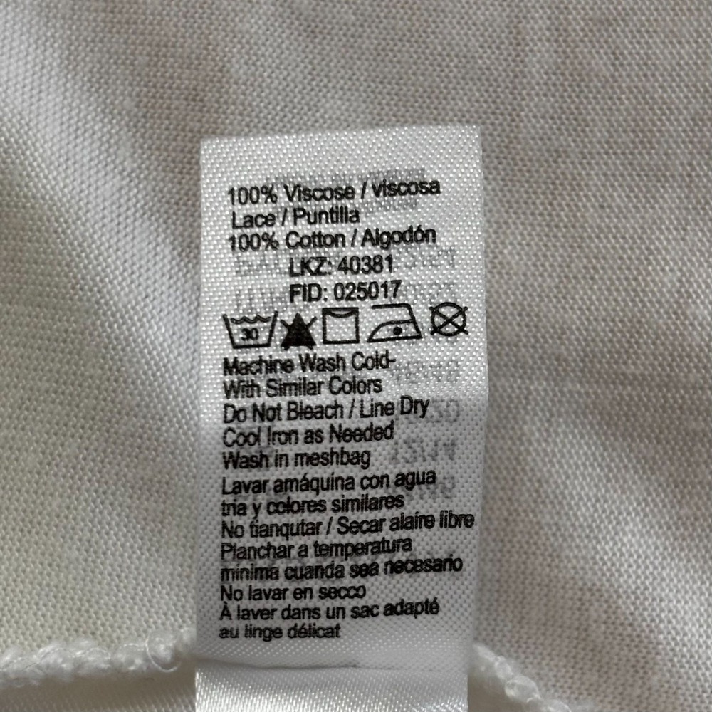 Lascana Bohemian Romantic‎ Minimalist Cream Crochet Lace Trim V-Neck Tank 12/14 - Picture 8 of 9